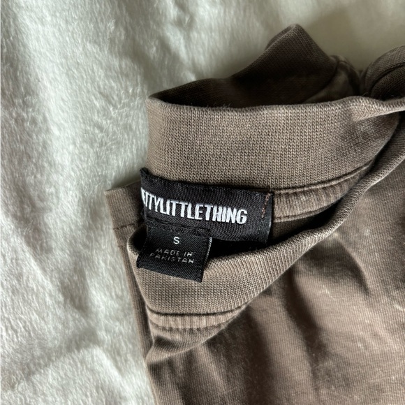 PLT PrettyLittleThing set. Sweatpants and t-shirt - Picture 4 of 6
